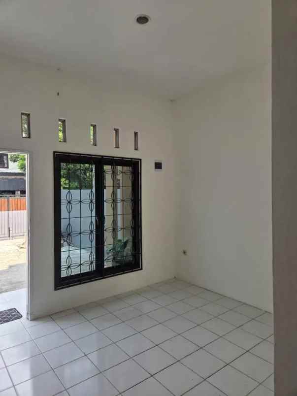 disewakan rumah cirendeu ciputat