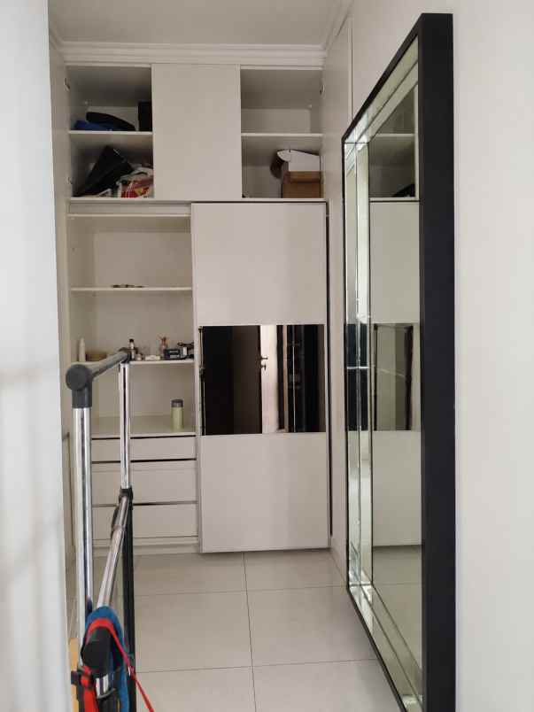 disewakan rumah cluster alamanda jgc