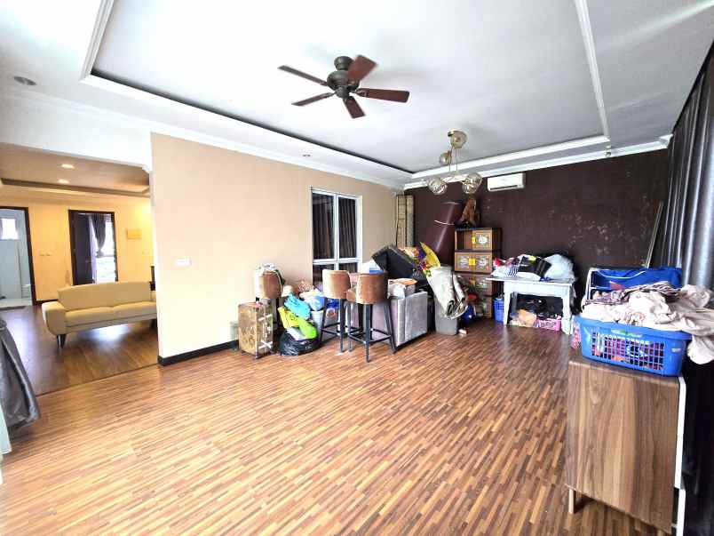 disewakan rumah cluster palm spring jgc