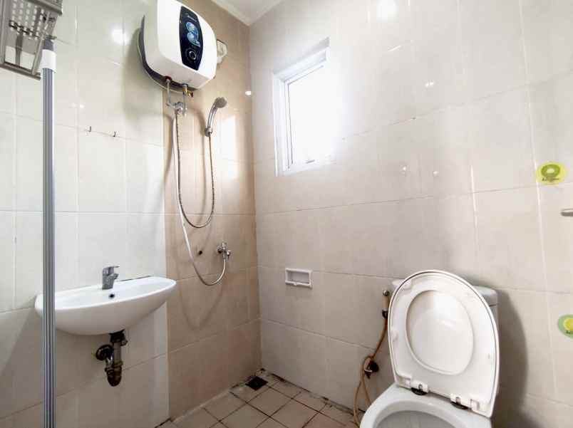 disewakan rumah gading serpong