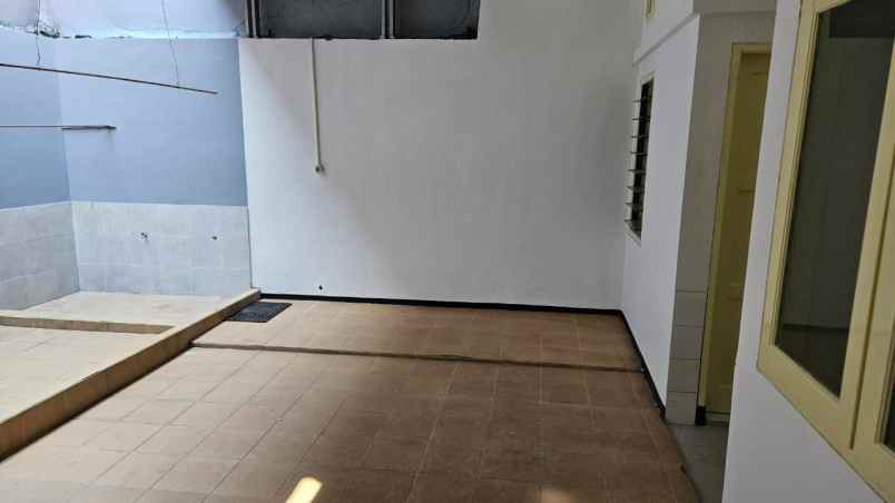 disewakan rumah galaxy bumi permai