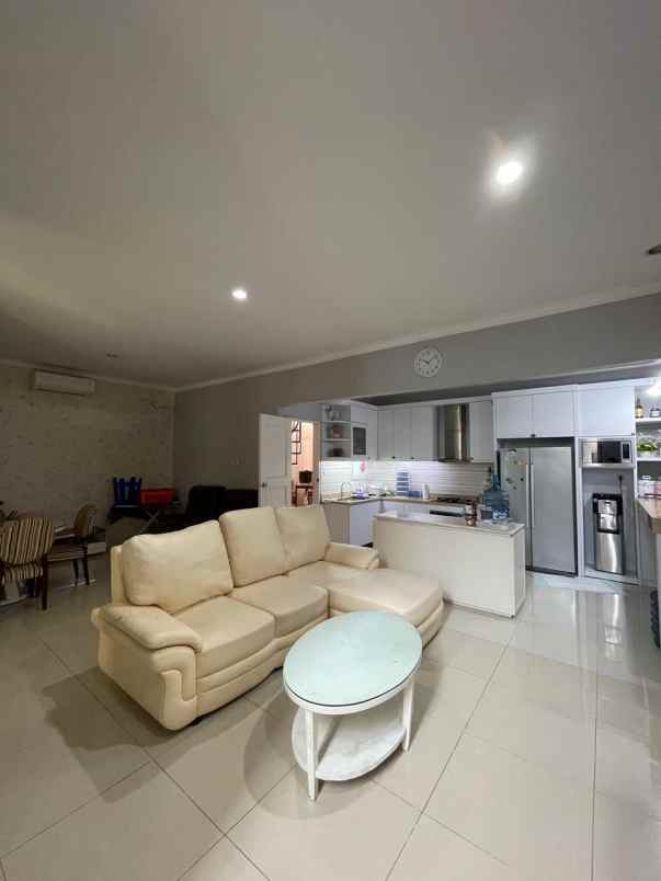 disewakan rumah golf island pik jakarta utara