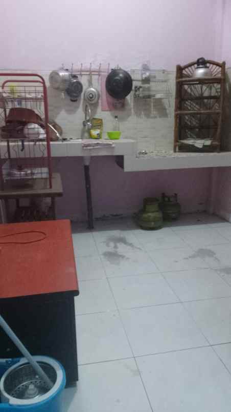 disewakan rumah jalan ketintang baru xii