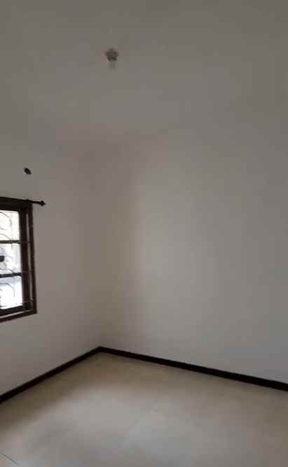 disewakan rumah mojoklanggru