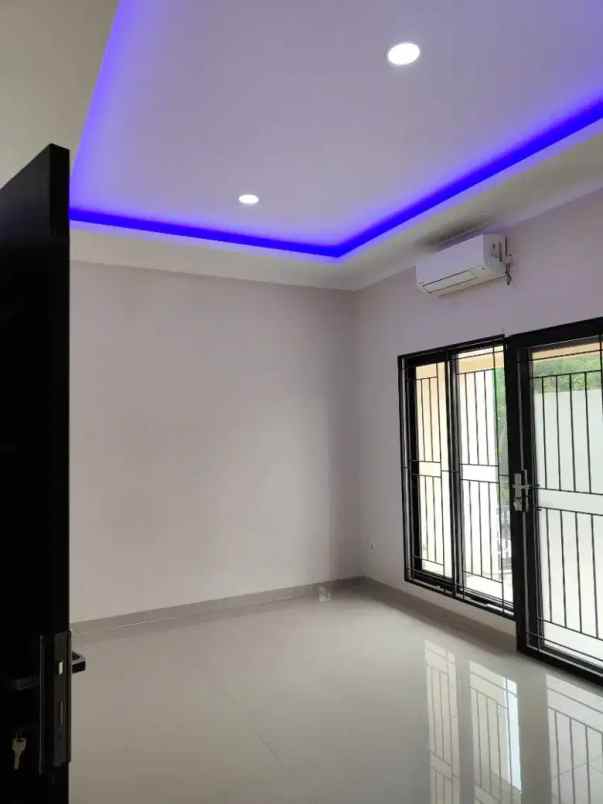 disewakan rumah nyaman siap huni di villa melati mas