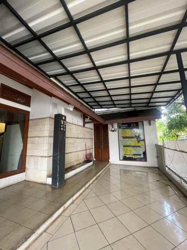 disewakan rumah rengas