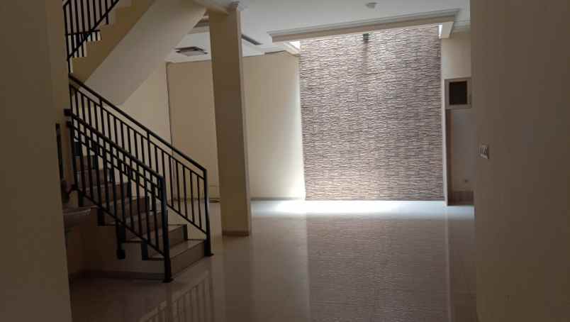 disewakan rumah rumah pulomas jakarta timur