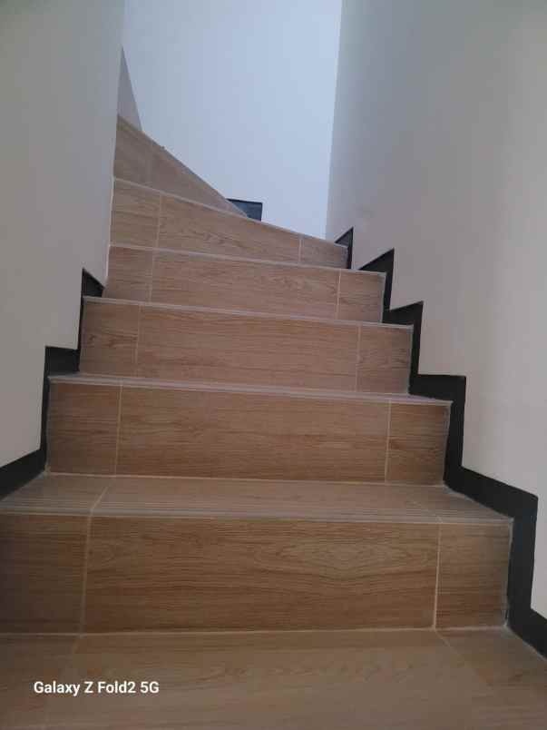 disewakan rumah rumah rolling hills