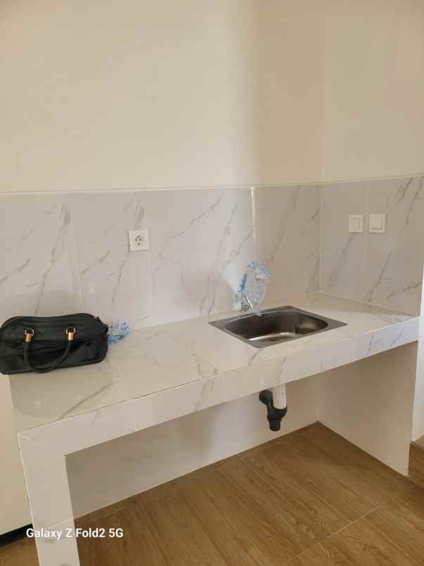 disewakan rumah rumah rolling hills