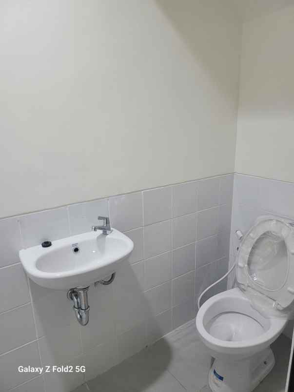 disewakan rumah rumah rolling hills