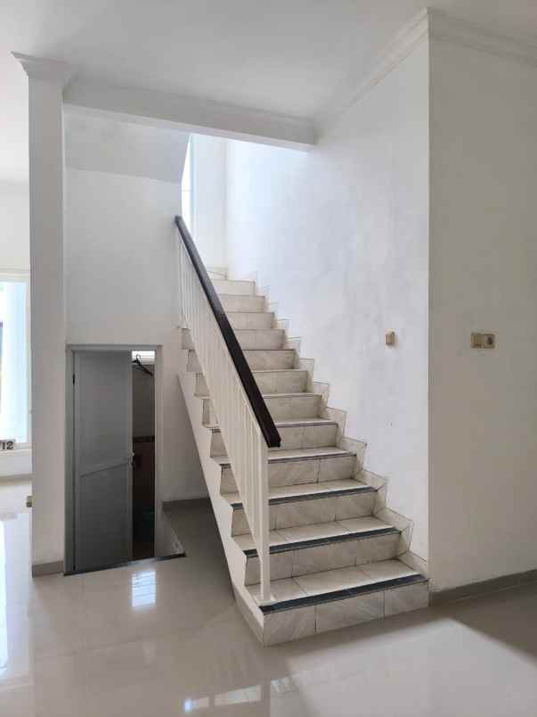 for sale rumah di citragran