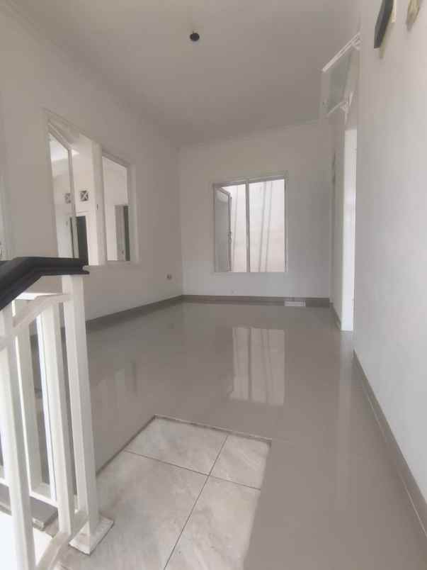 for sale rumah di citragran