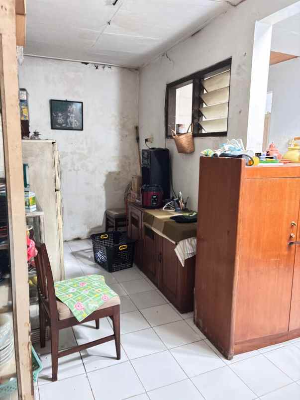 hunian akses motor dekat jl pancoran barat vii jakarta