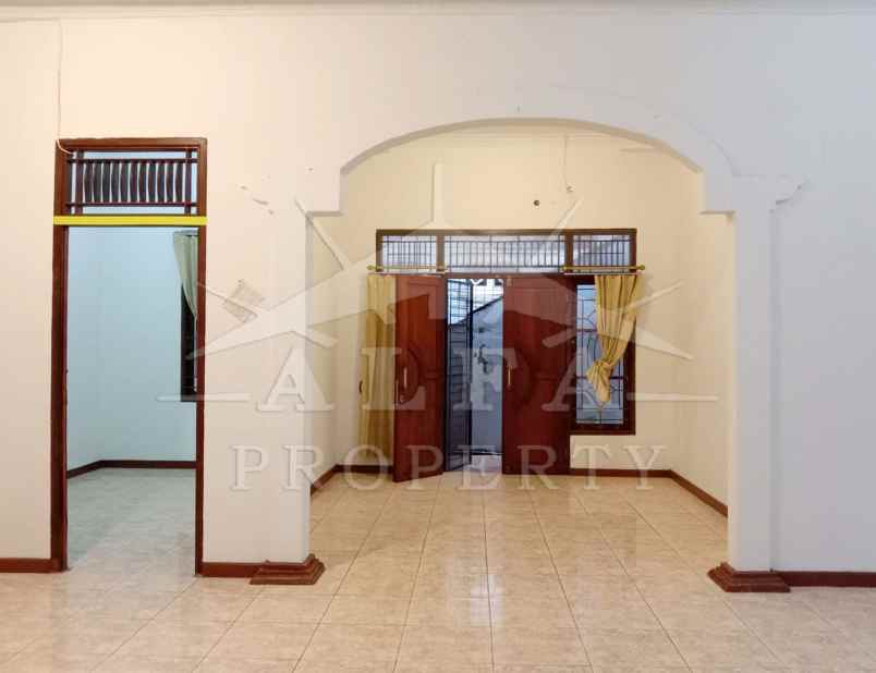 jarang ada rumah siap huni harga murah tengah kota