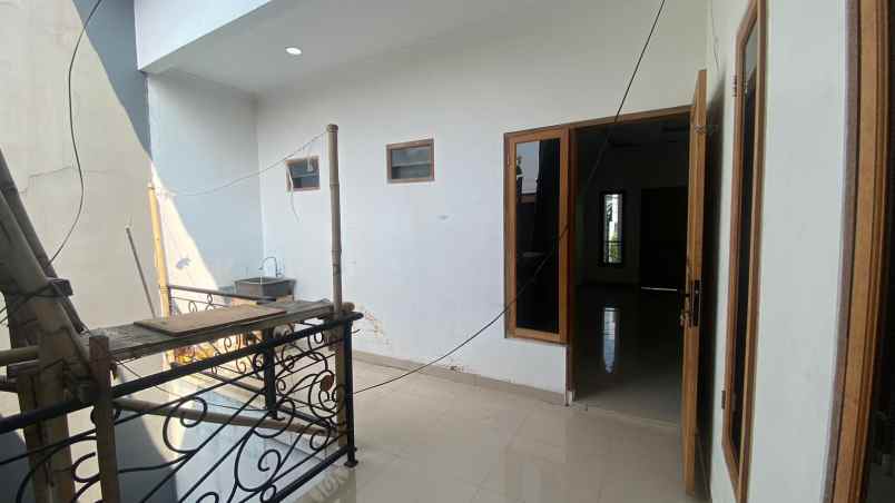 jual bu rumah 2 lantai di kebagusan jakarta selatan