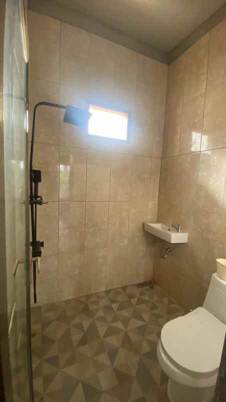 jual bu rumah 2 lantai di kebagusan jakarta selatan