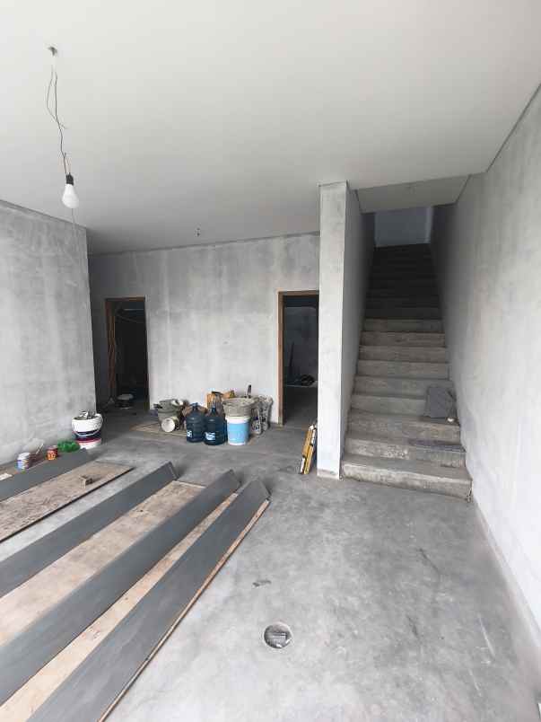 jual kost baru 2 lantai dalam kota jogja timoho