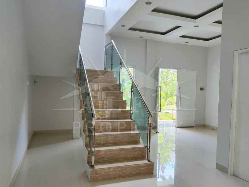 jual rumah baru semi furnish siap huni