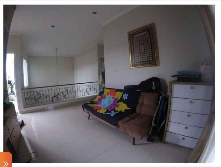 jual rumah mahkota simprug ciledug tangerang