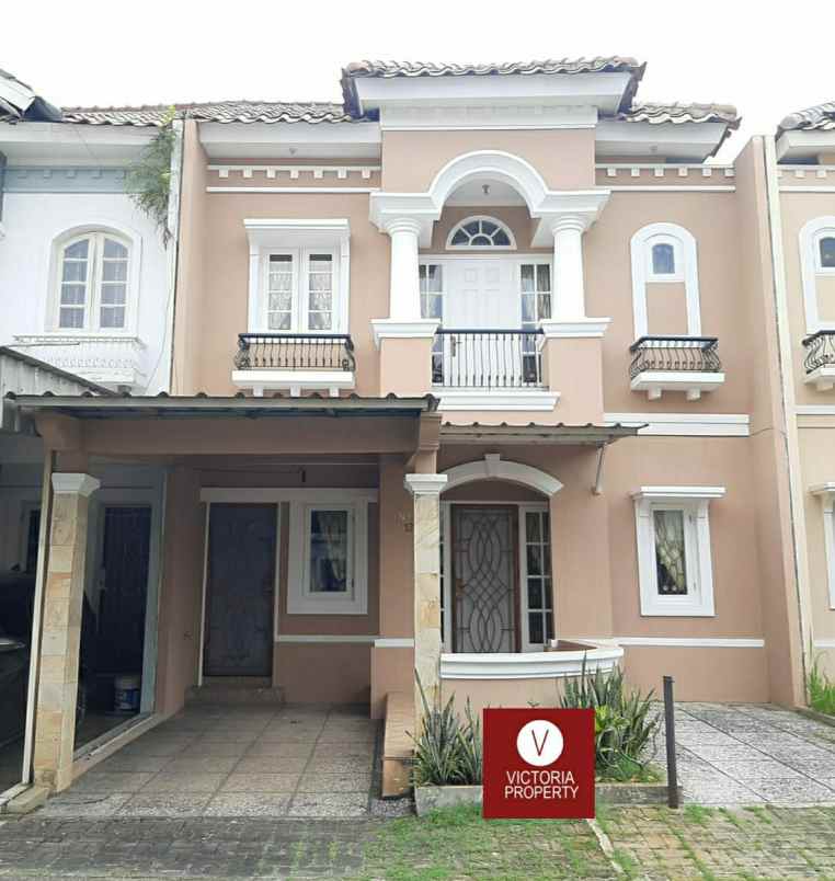 jual rumah siap huni raffles hills cibubur