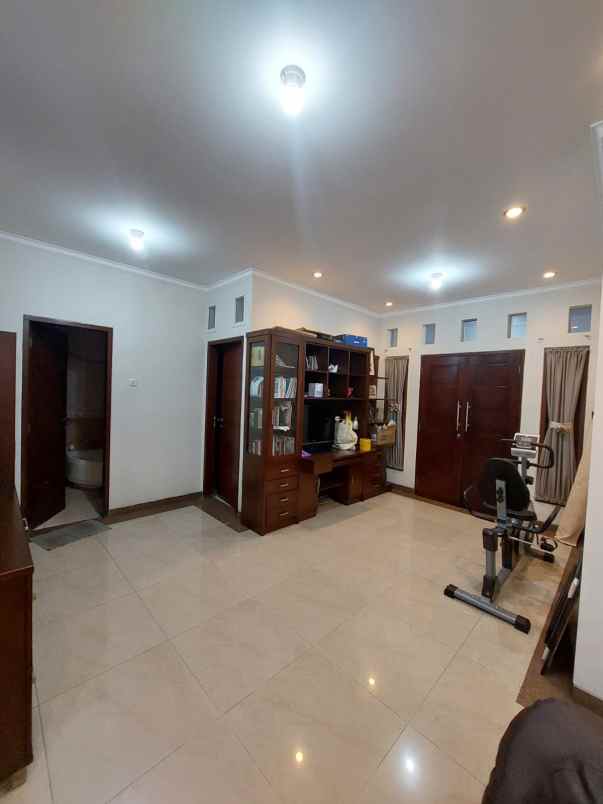 jual rumah siap huni semi furnish citra gran cibubur