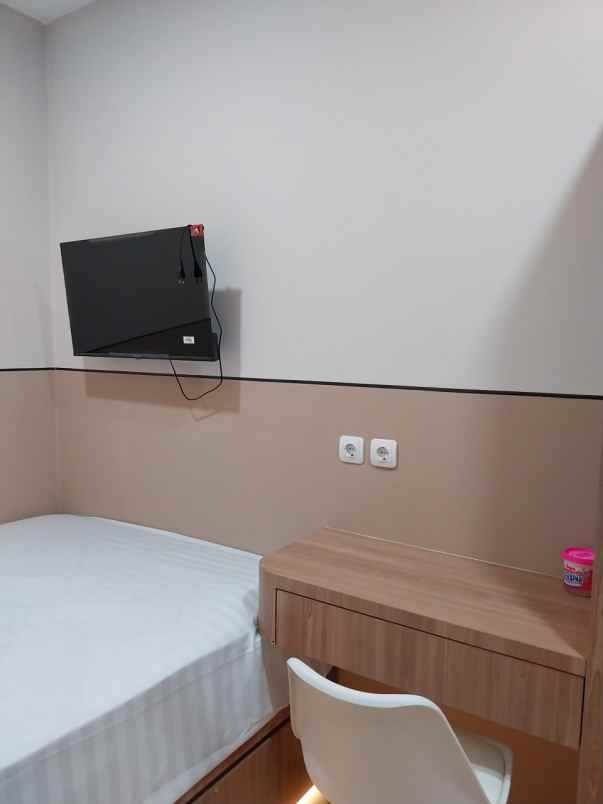 kosan baru modern 63 kamar di jakarta selatan