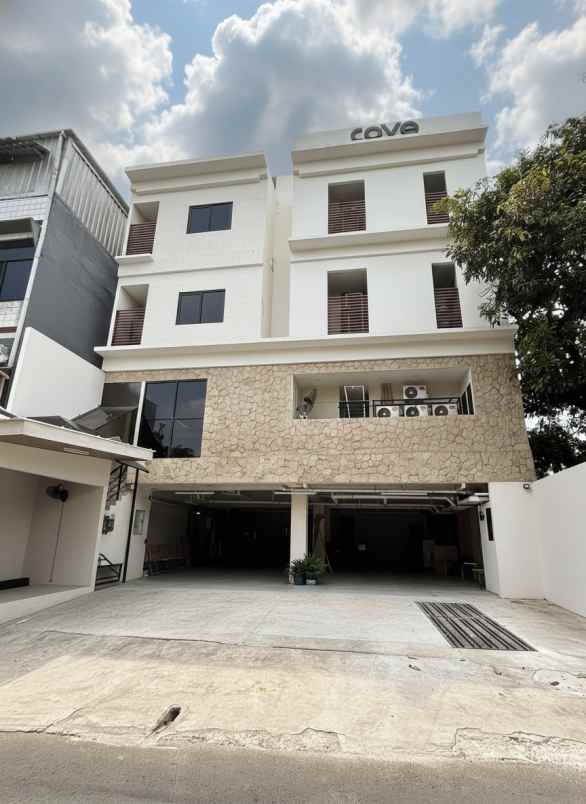 kosan baru modern 63 kamar di jakarta selatan