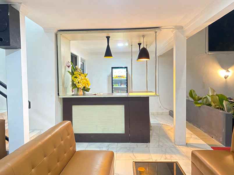 kost eksklusif bebas dekat upn