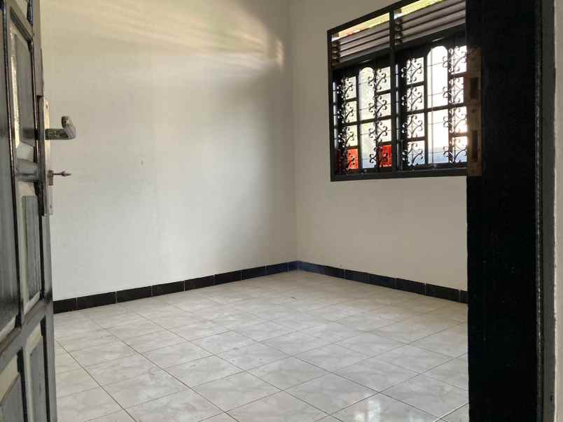 kost murah strategis sleman 900 m kampus uii