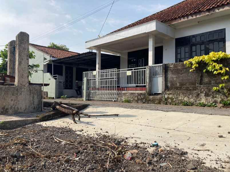 kost murah strategis sleman 900 m kampus uii