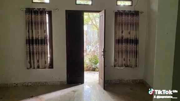 menjual rumah jalur utama akses