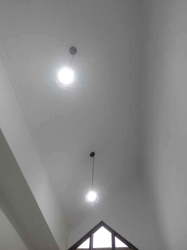 murah dijual rumah siap huni 300 jutaan di cipageran