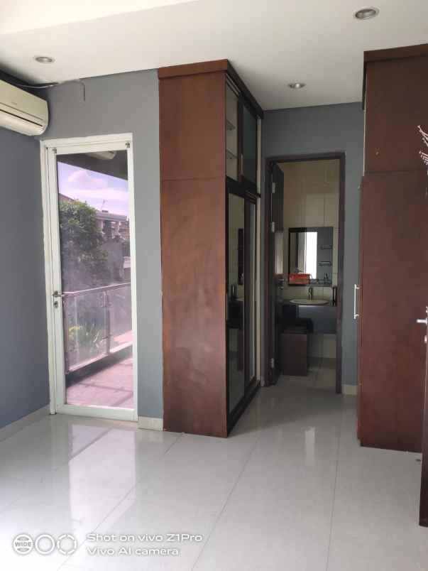 puri kencana depok jawa barat nego