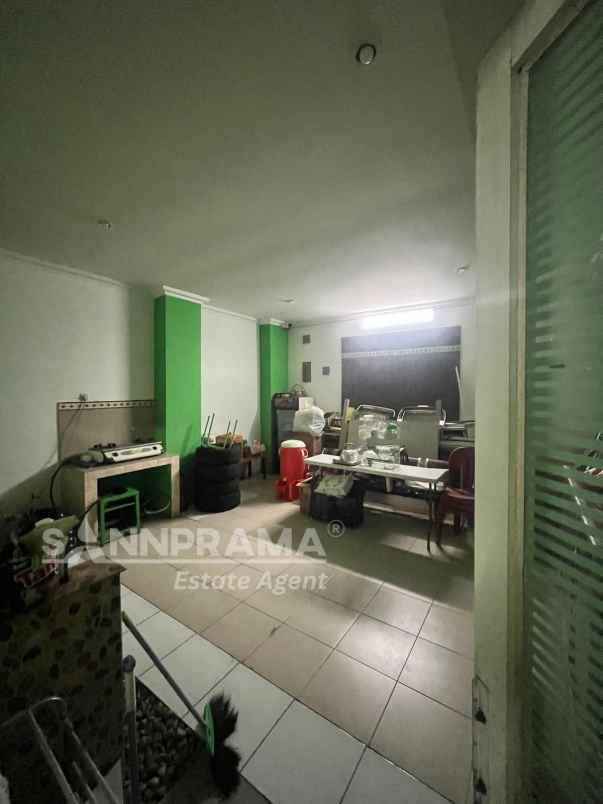 ruko 3 lantai hook di boulevard grand depok city rn