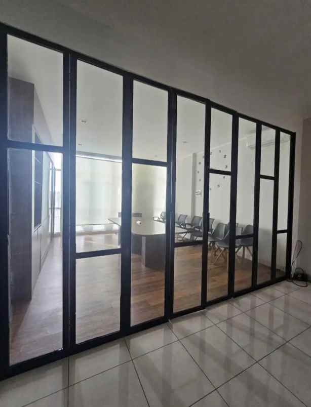 ruko siap pakai di burgundy summarecon bekasi