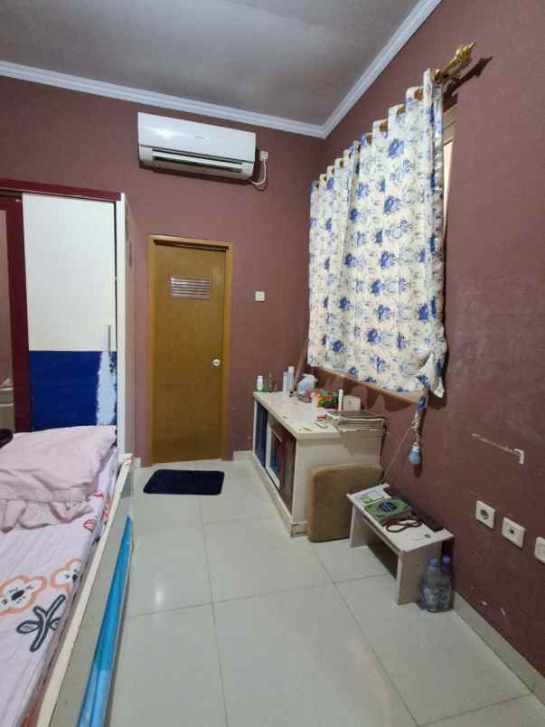 rumah 1 lantai semi furnish di jatibenig kota bekasi