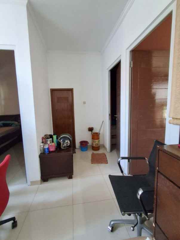 rumah 1 lantai semi furnish di jatibenig kota bekasi