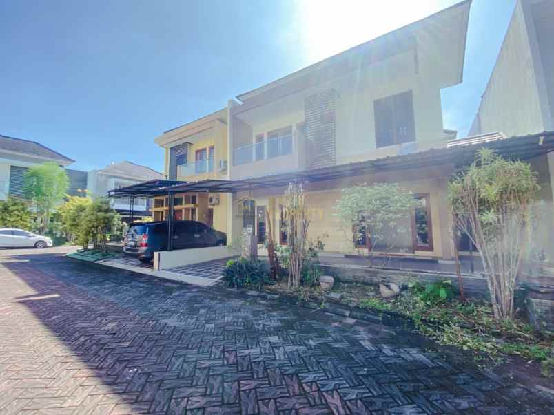 rumah 2 lantai di perumahan pondok permai babarsari