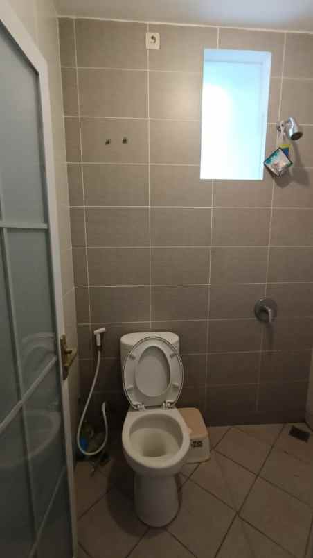 rumah 2 lantai full furnish tinggal bawa koper
