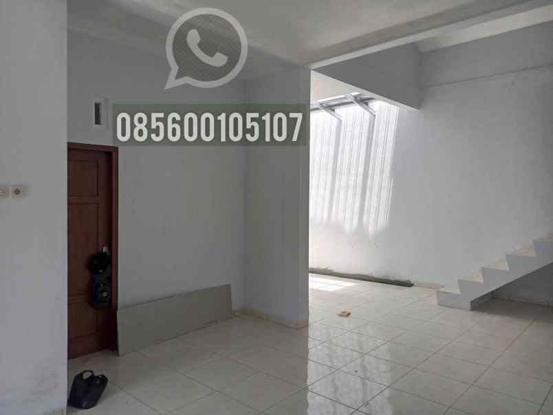 rumah 2 lantai istimewa nyaman view cantik ungaran