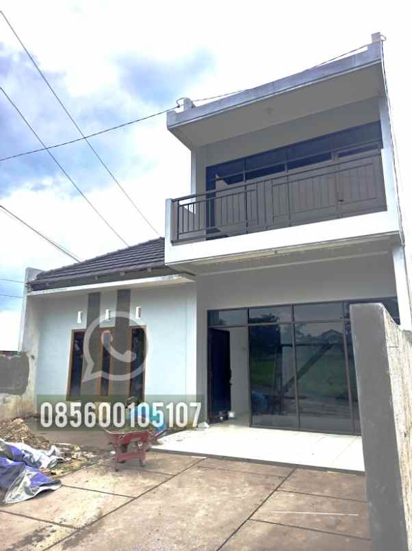 rumah 2 lantai istimewa nyaman view cantik ungaran