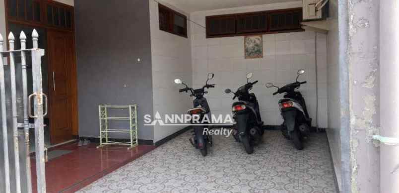 rumah 2 lantai luas 250m2 di tanah baru depok ashiml
