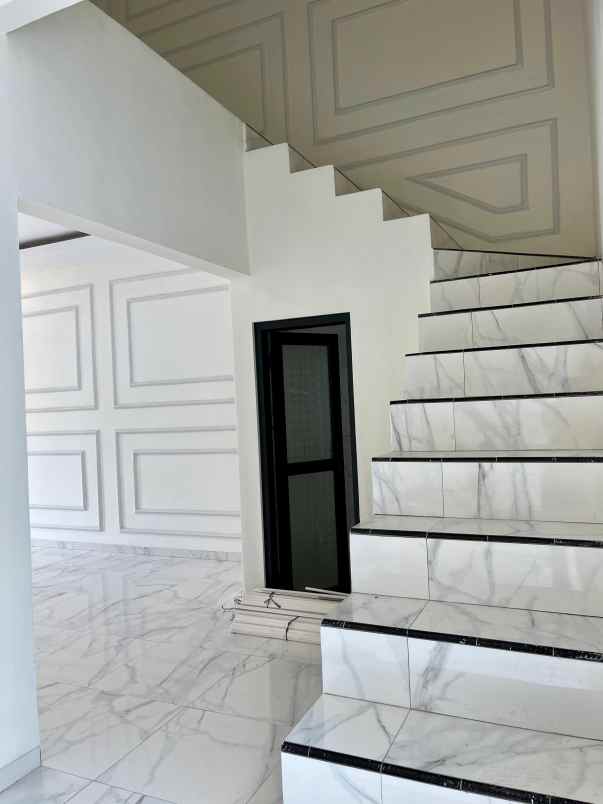 rumah 2 lantai siap huni di taman asri pedurungan