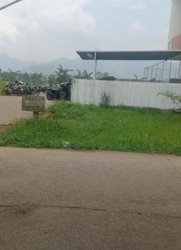 rumah 2 lantai terawat dekat sekolah di cimahi