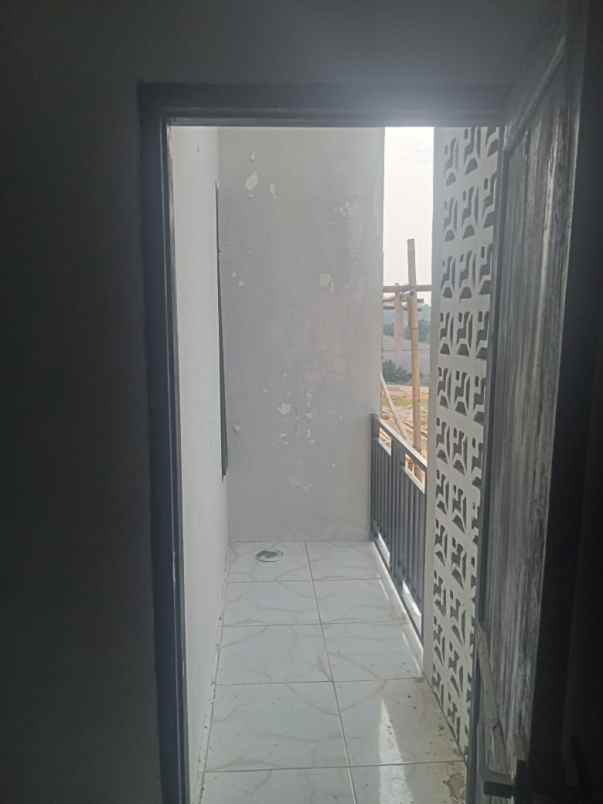 rumah 2 lantai termurah