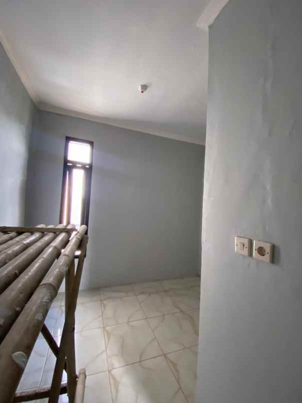 rumah 2 lantai termurah