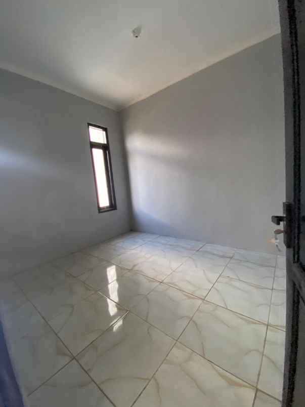 rumah 2 lantai termurah