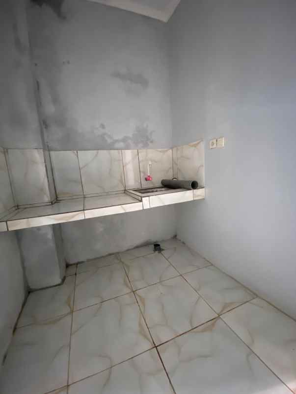 rumah 2 lantai termurah