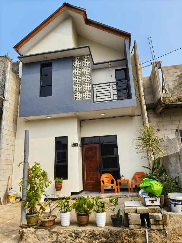 rumah 2 lantai termurah