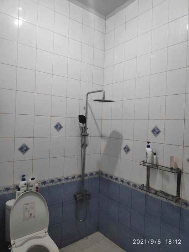 rumah 2 lt kawasan elit gema pesona estate depok